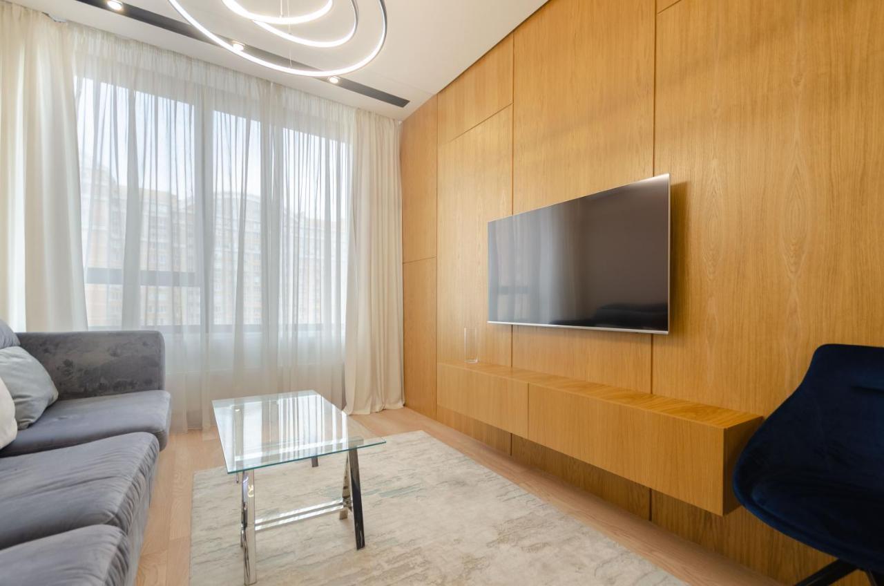 Petrovdom Apartment 77-94-59 In Rc Tetris Hall, Dilova Street 1-2 Kyiv Exterior photo