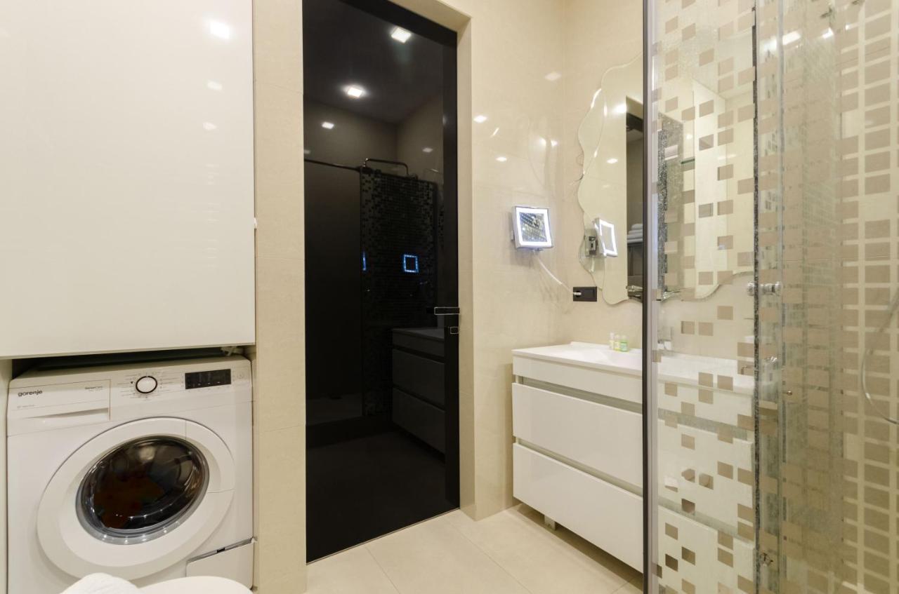 Petrovdom Apartment 77-94-59 In Rc Tetris Hall, Dilova Street 1-2 Kyiv Exterior photo