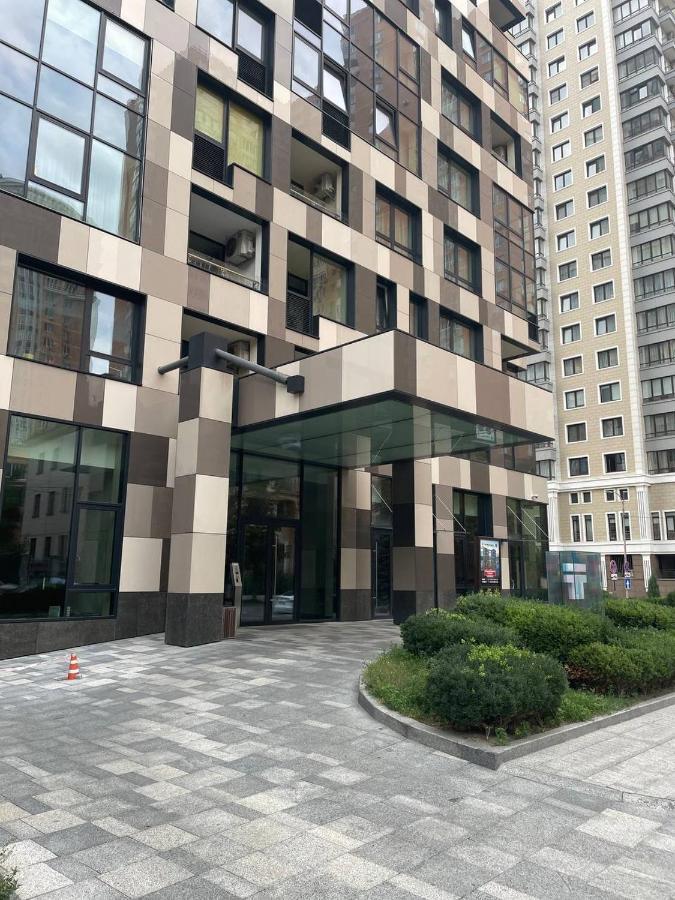 Petrovdom Apartment 77-94-59 In Rc Tetris Hall, Dilova Street 1-2 Kyiv Exterior photo